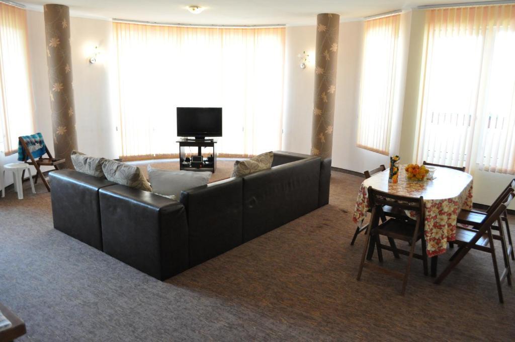 St. George Apartments نيسيبار المظهر الخارجي الصورة
